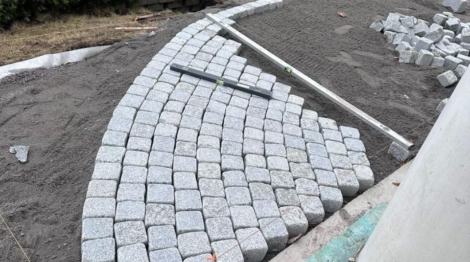 Trädgårdsarbete-projekt i Danderyd