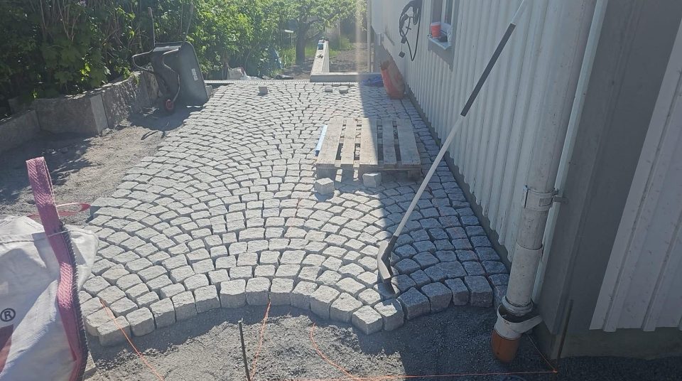 Trädgårdsarbete-projekt i Danderyd